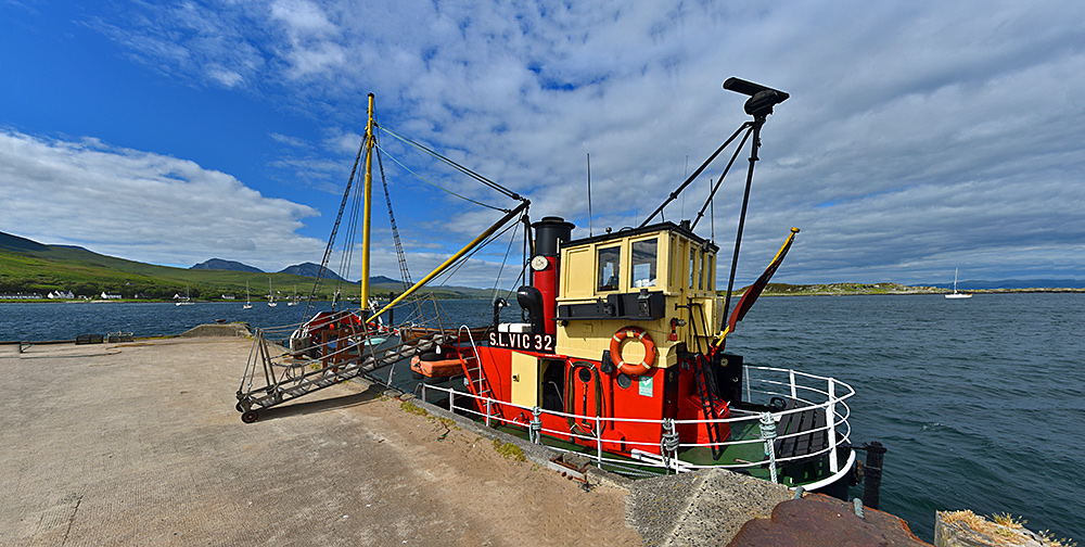 Puffer at Craighouse pier, Isle of Jura Islay Pictures Photoblog