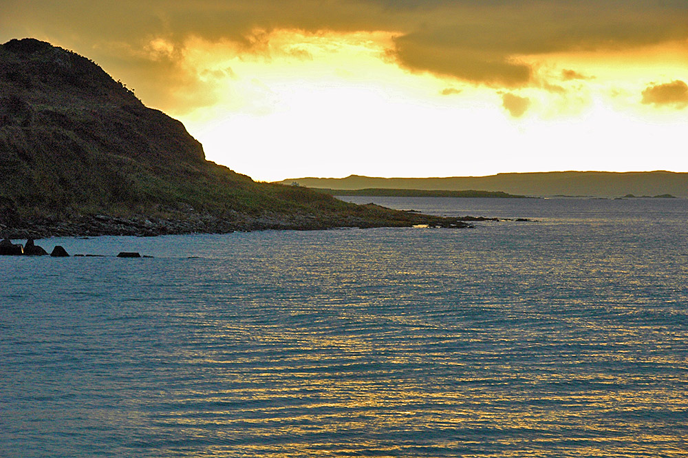 Picture of a coastal landscape under some mild evening light