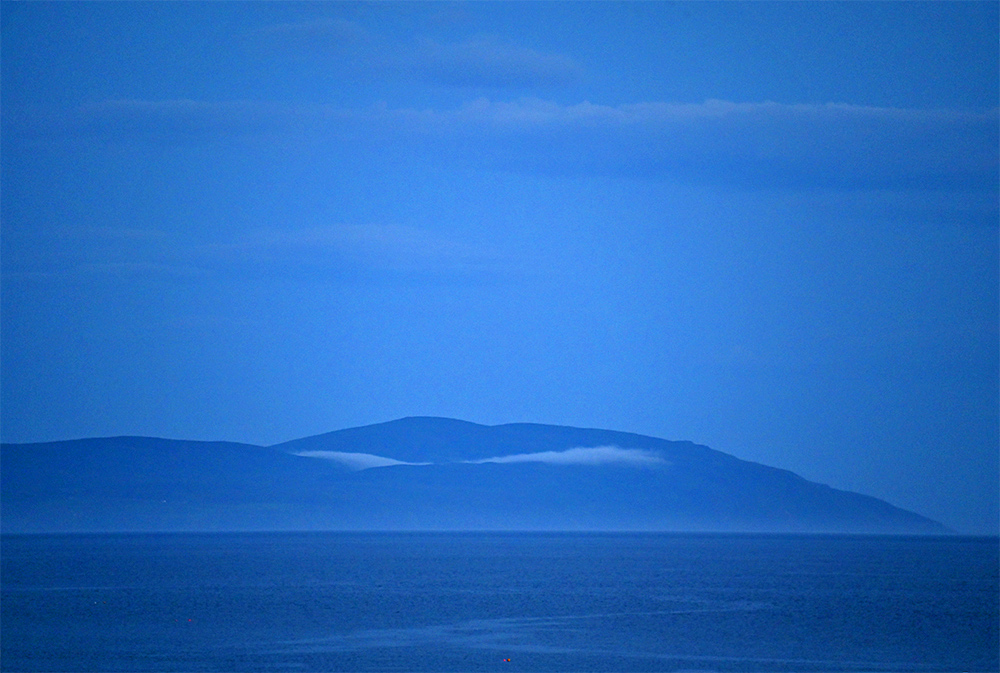 Picture of a mull at the end of a peninsula in the last light of the gloaming